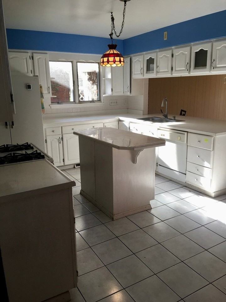 7009 Church St - Photo 5 of 18