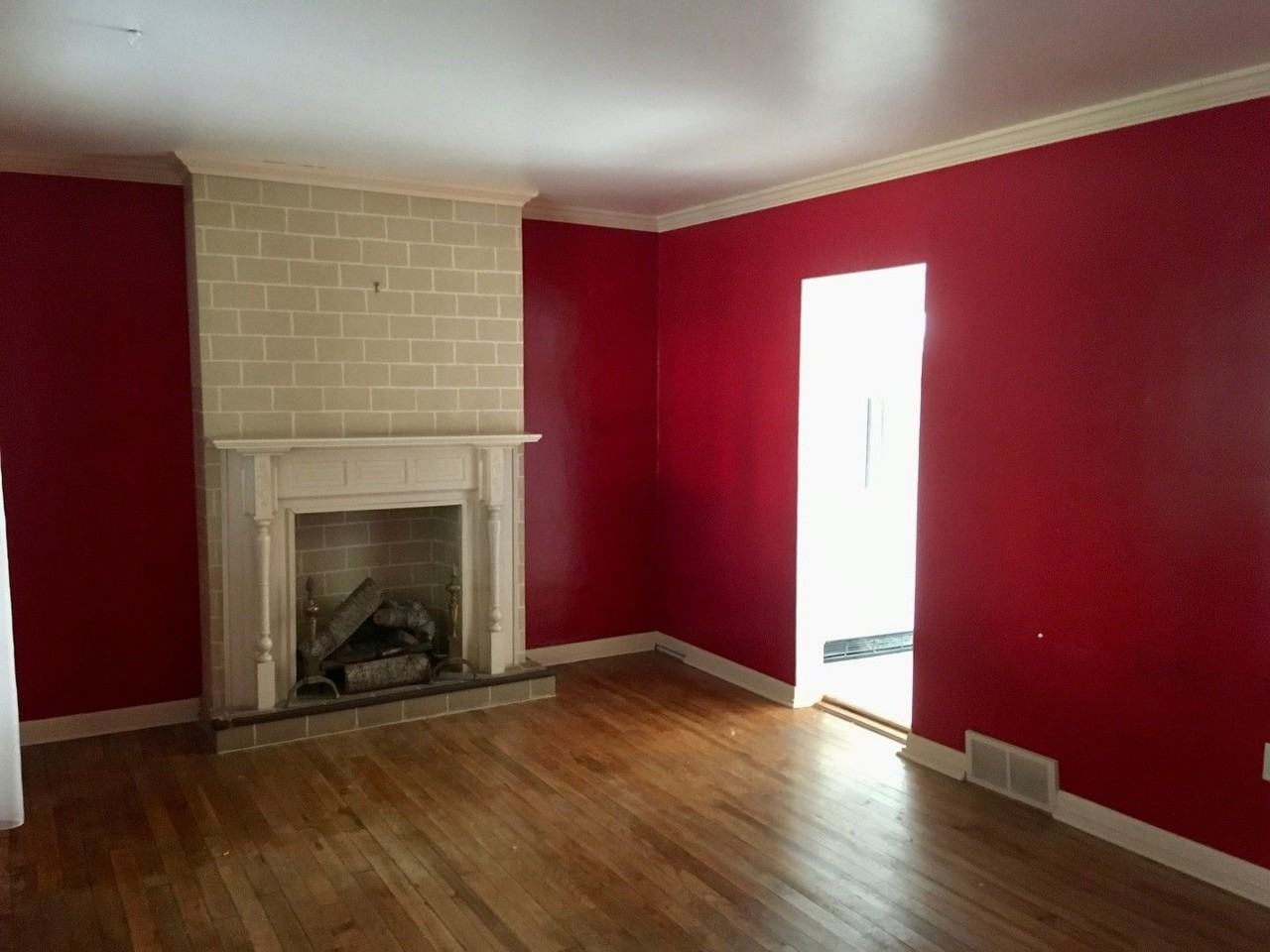 7009 Church St - Photo 7 of 18