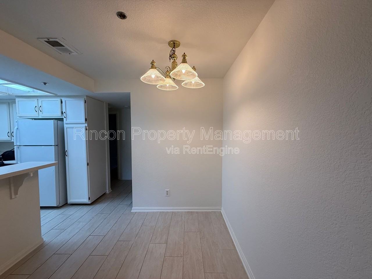 848 Woodland Ave #10 - Photo 3 of 15