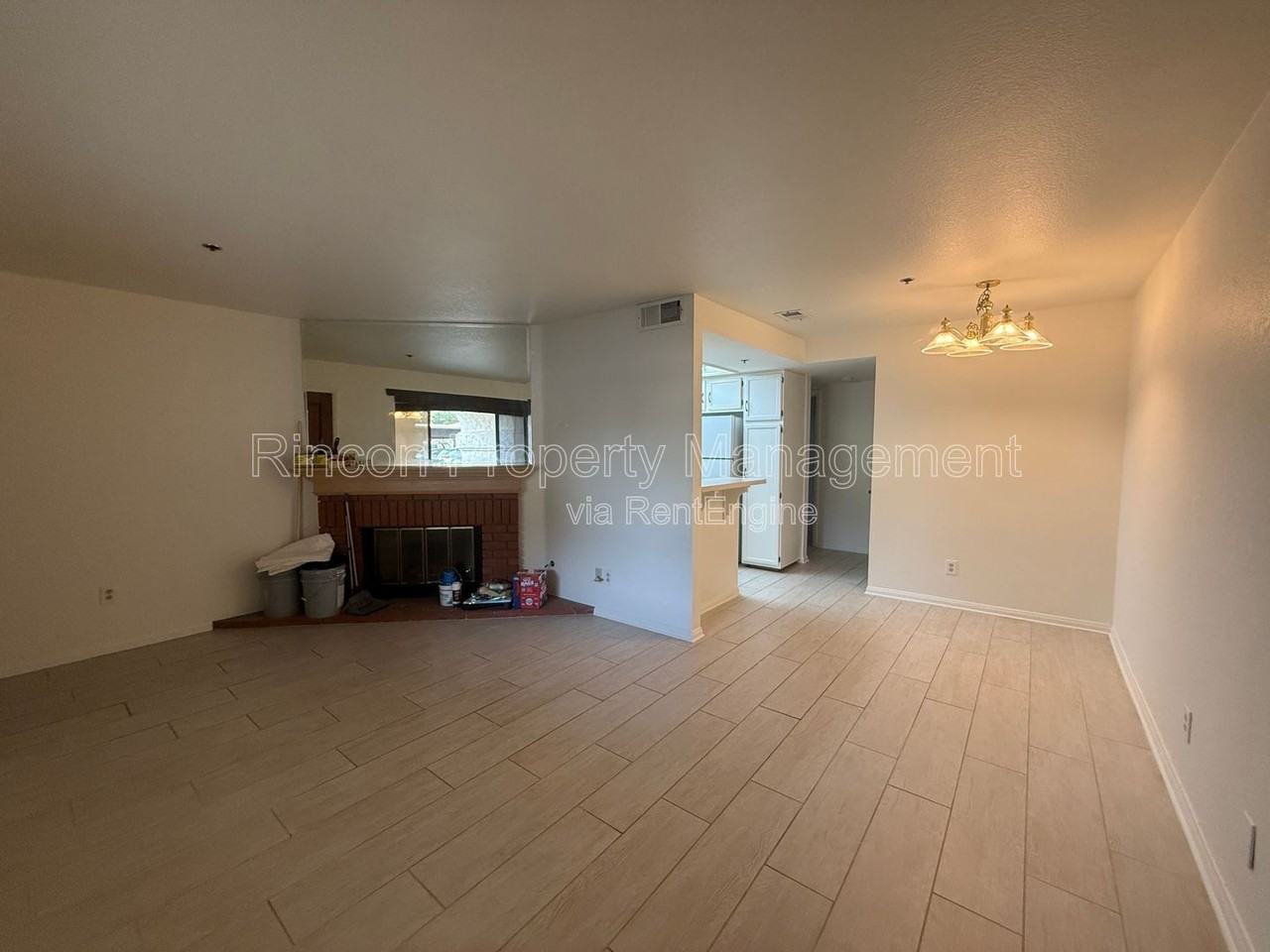 848 Woodland Ave #10 - Photo 4 of 15