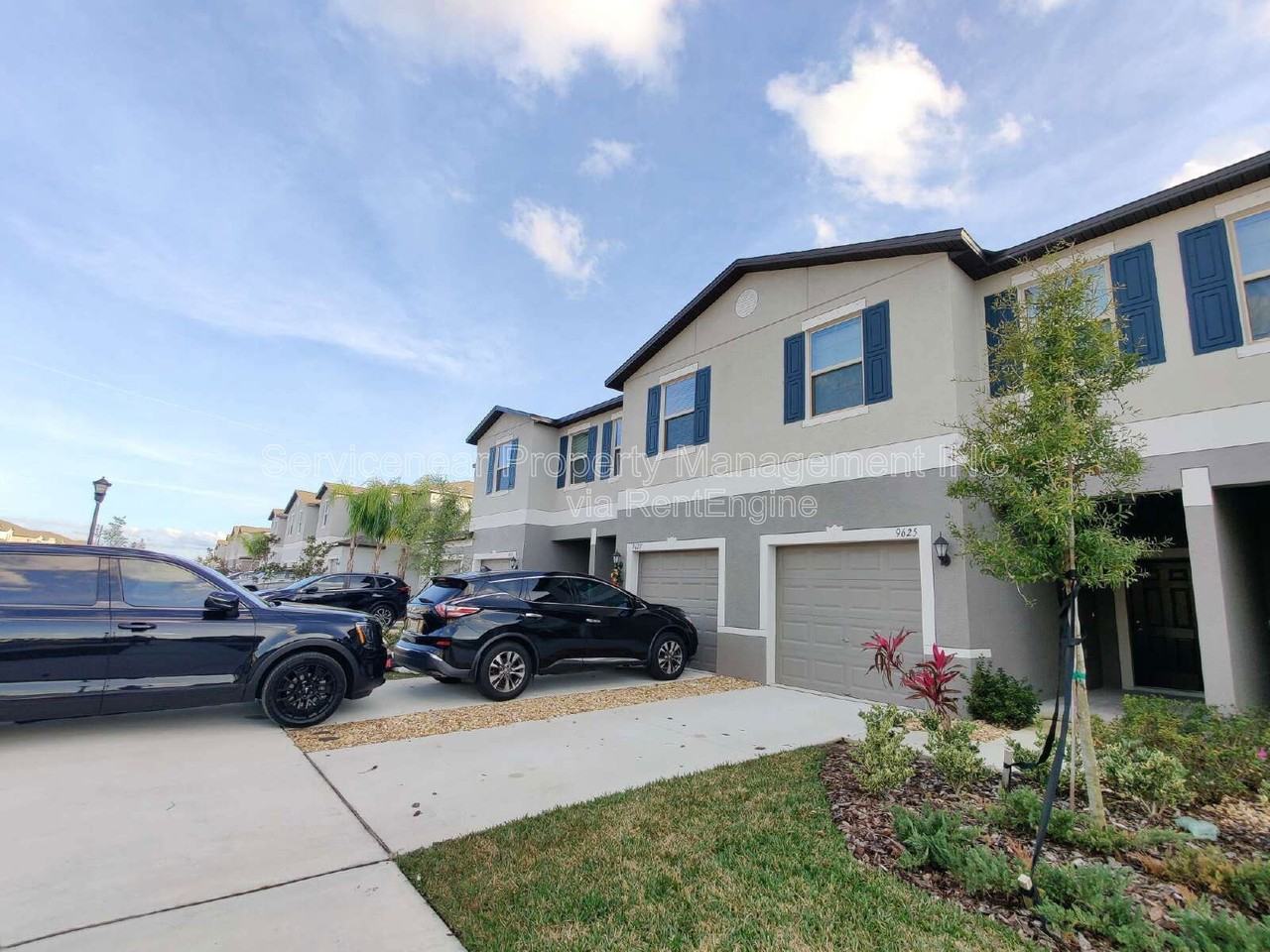 9625 Pembrooke Pines Dr - Photo 3 of 50