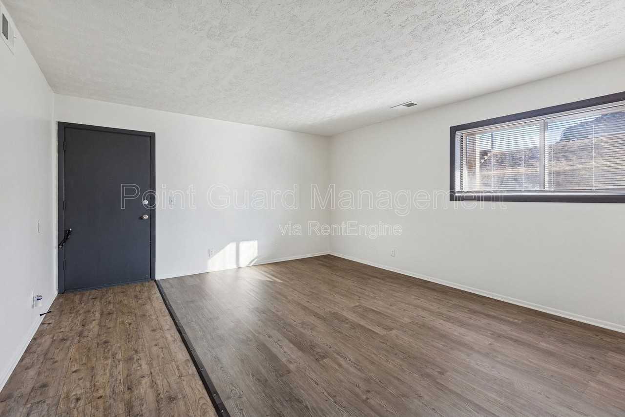 1408 Lee Dr #40 - Photo 4 of 28