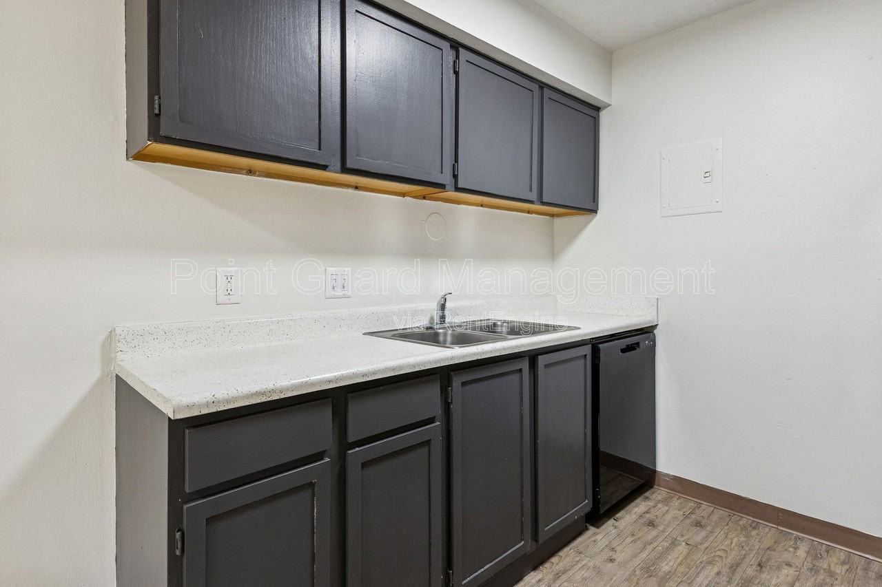 1408 Lee Dr #40 - Photo 7 of 28