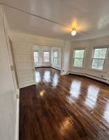 featured image of 44 Middle St #3