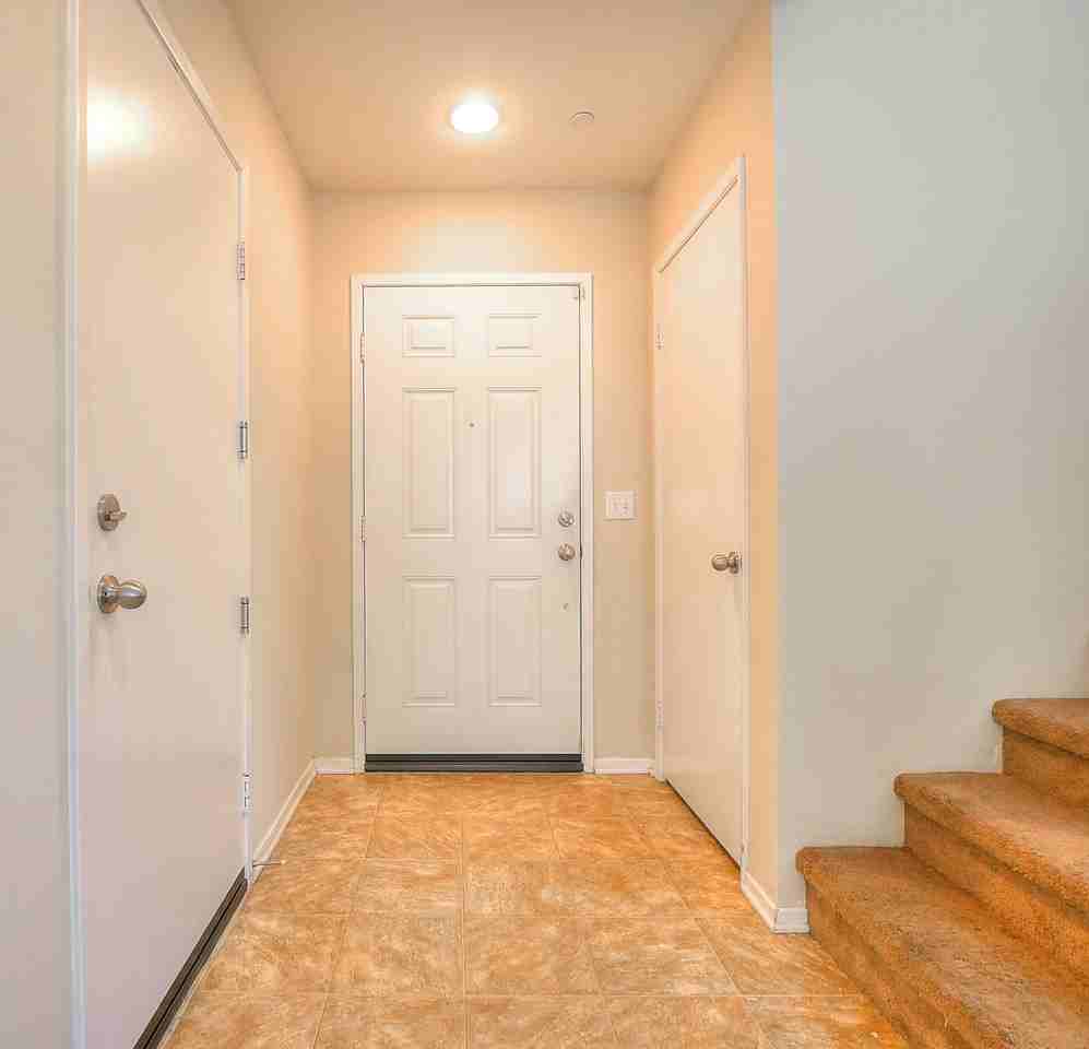 34212 Woodmont #1 - Photo 4 of 50