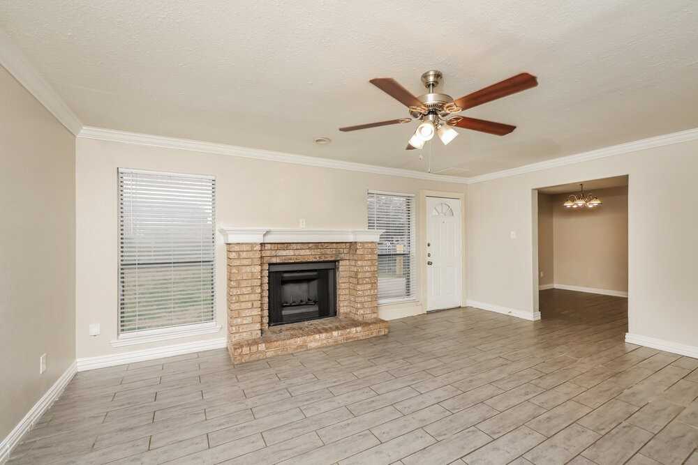 216 Mesa Wood Dr - Photo 6 of 17