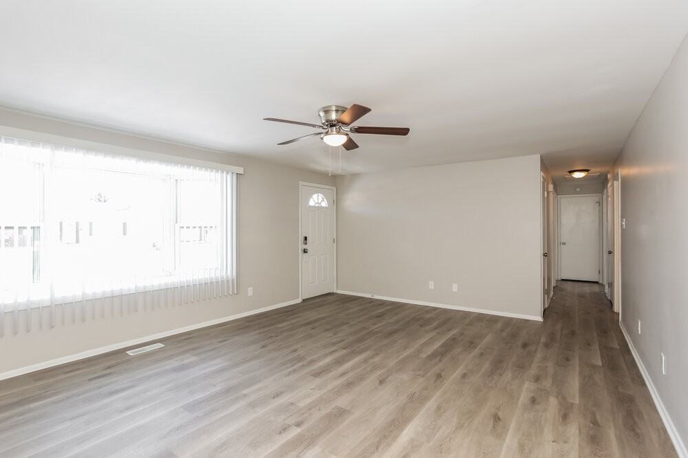 1850 Schwier Dr - Photo 4 of 16