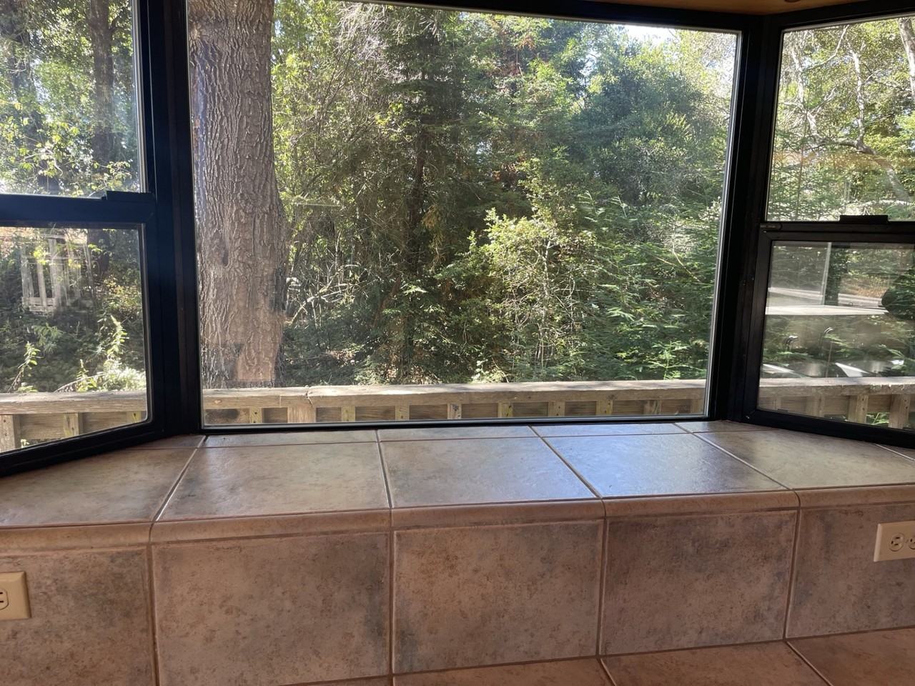 8214 Hacienda Ln - Photo 5 of 7