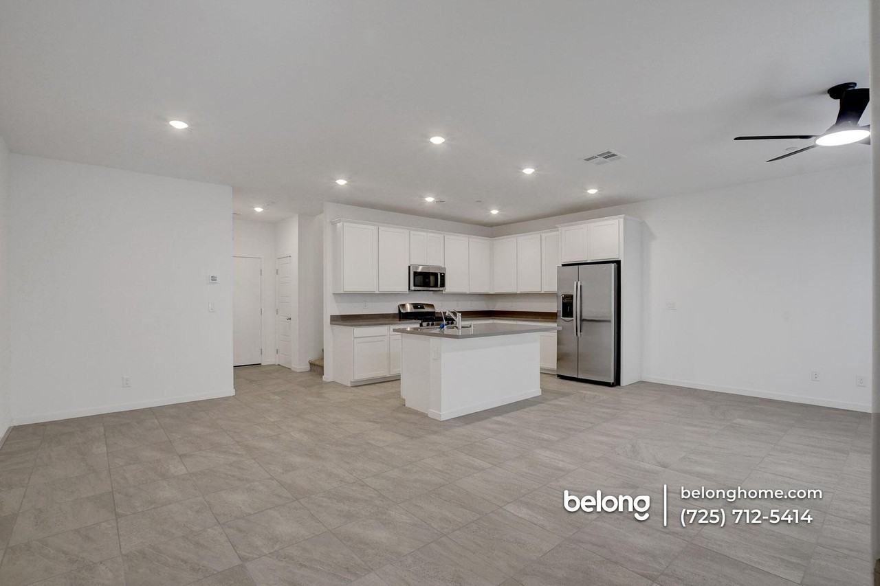 1519 Layla Crossing Ave - Photo 6 of 46