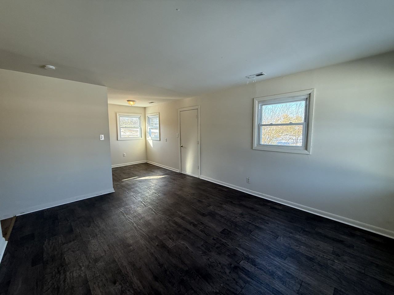 1804 Airport Avenue - Photo 4 of 25