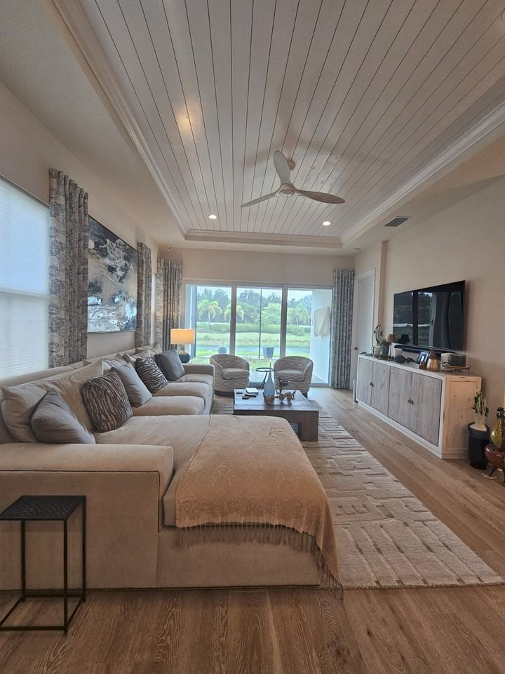 9007 Saint Lucia Dr #1 - Photo 4 of 32