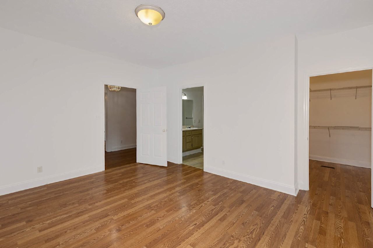 1601 18th St - Photo 7 of 28