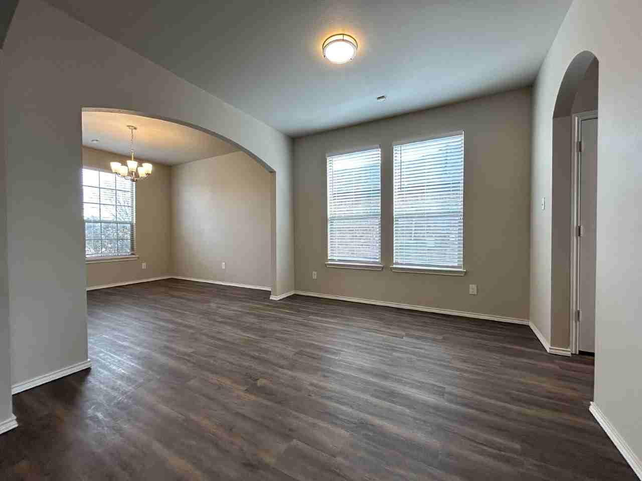 1512 Westminister Ave - Photo 2 of 24