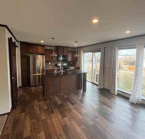 707 Washington St - Photo 3 of 19