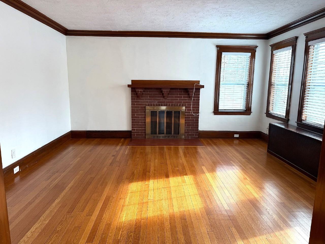 234 Brook Rd #1 - Photo 3 of 24