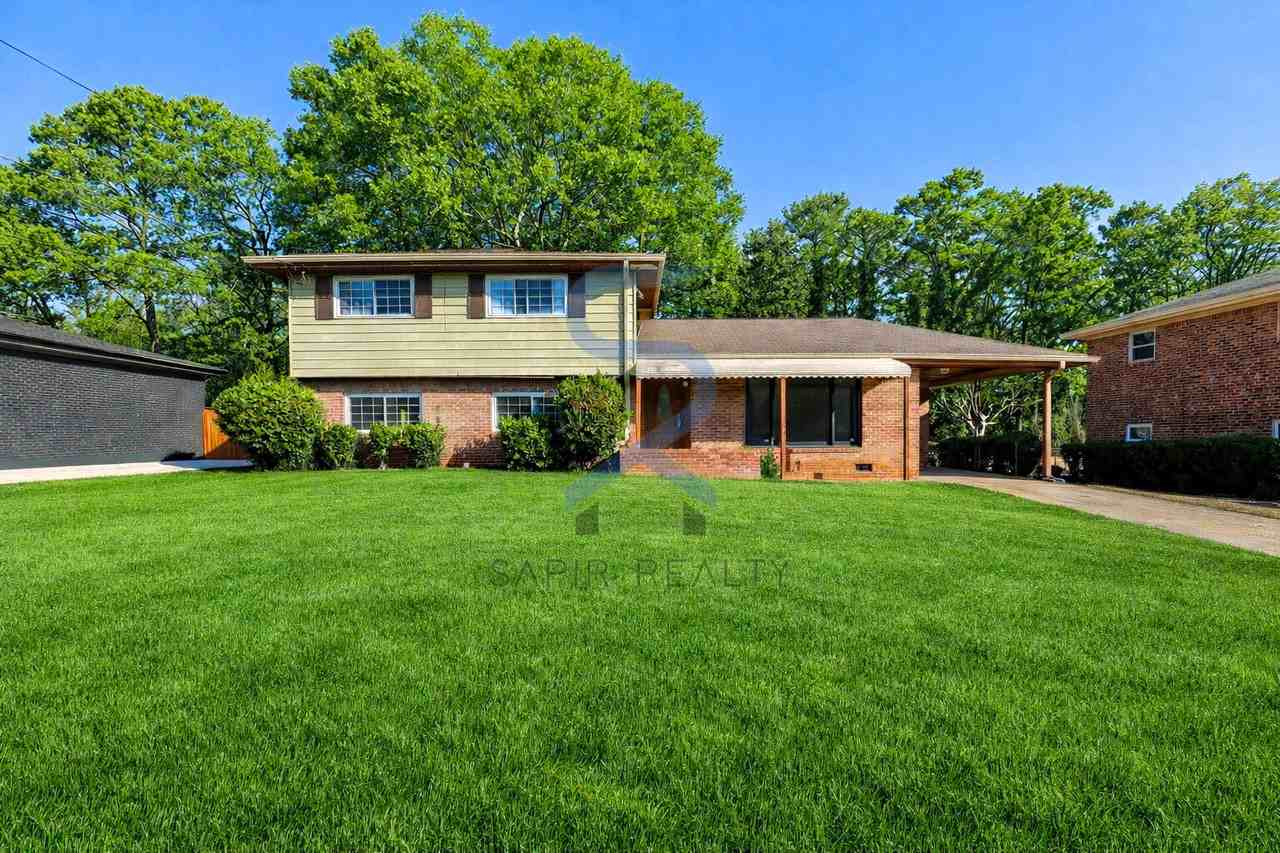 2322 Miriam Ln - Photo 2 of 20