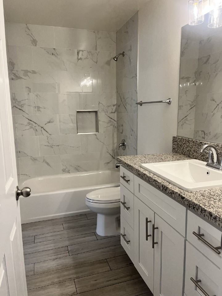 2728 - Photo 4 of 13