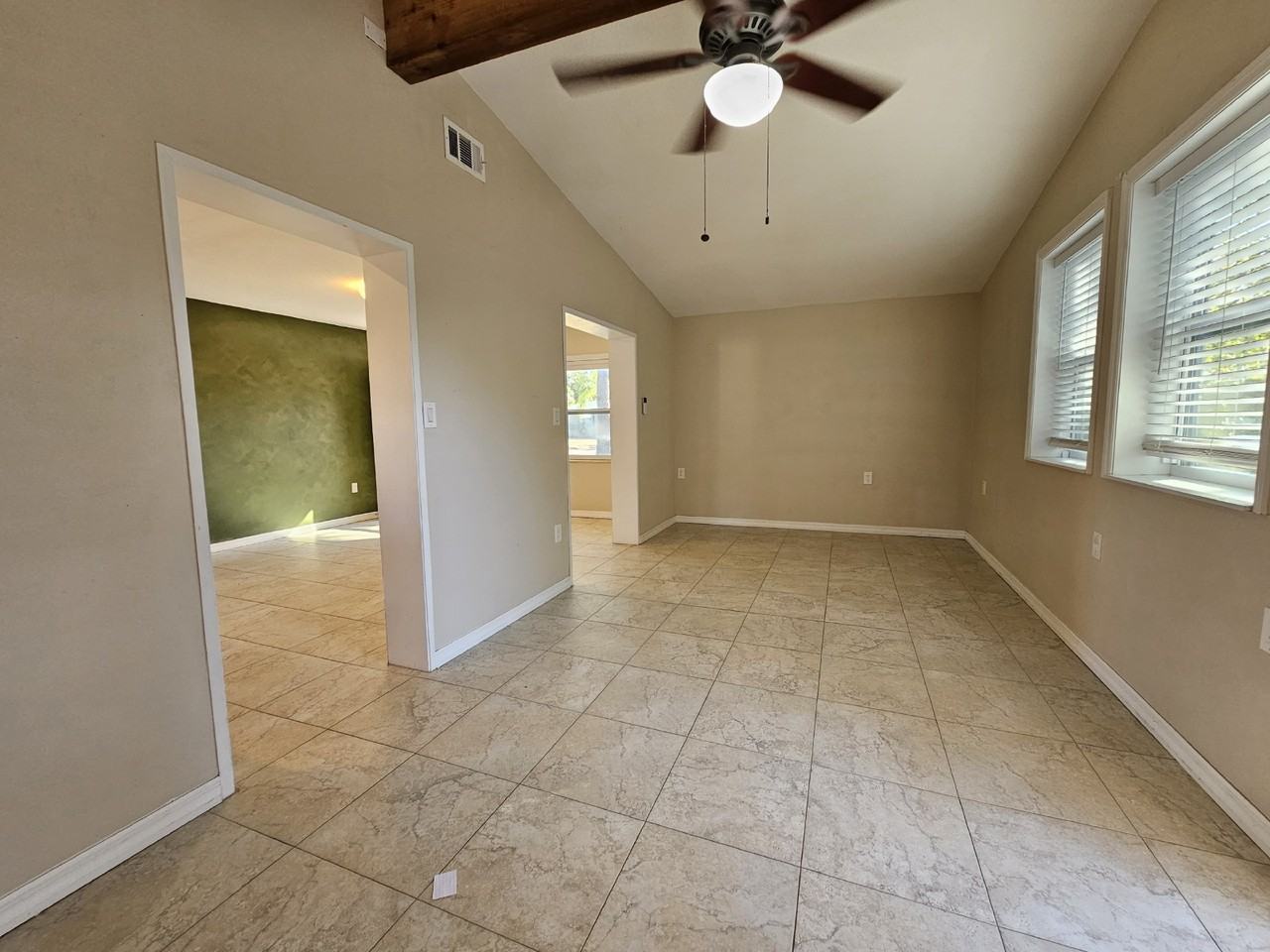 1520 Cunningham Ave - Photo 6 of 12