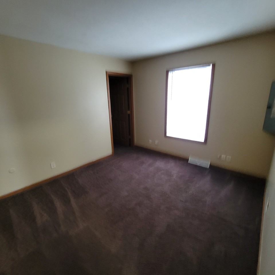 2721 Adams St - Photo 6 of 8