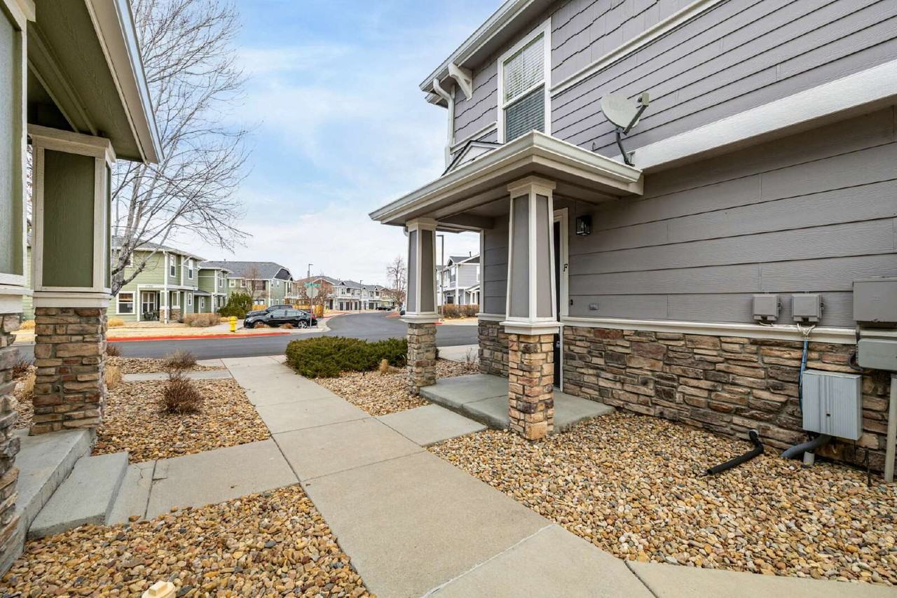 9070 Apache Plume Dr #F - Photo 4 of 28