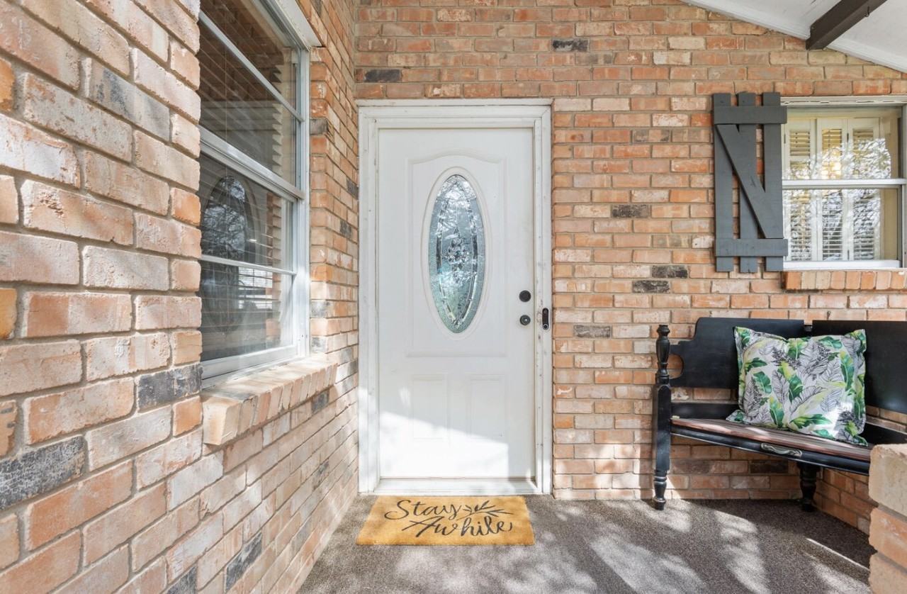 725 Falcon Dr - Photo 7 of 34