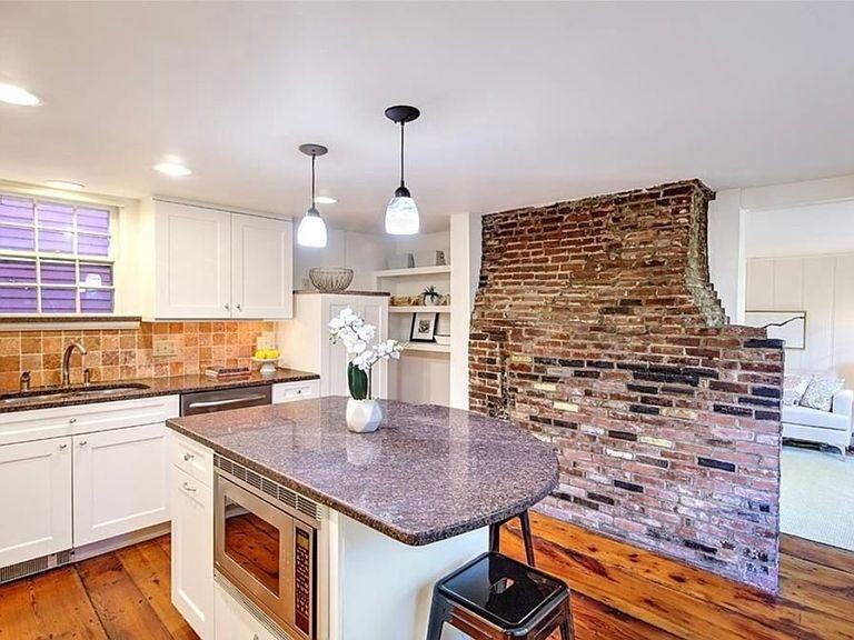 20 Sheldon St - Photo 2 of 19