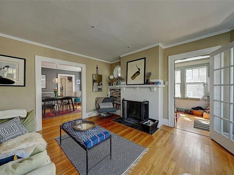 17 Luzon Ave - Photo 4 of 29