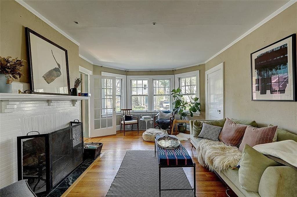 17 Luzon Ave - Photo 5 of 29