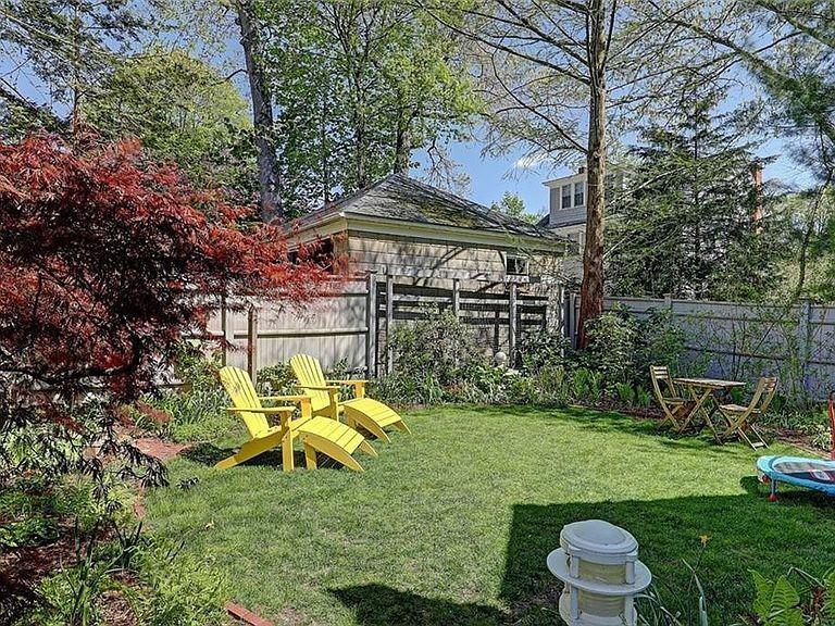 17 Luzon Ave - Photo 7 of 29