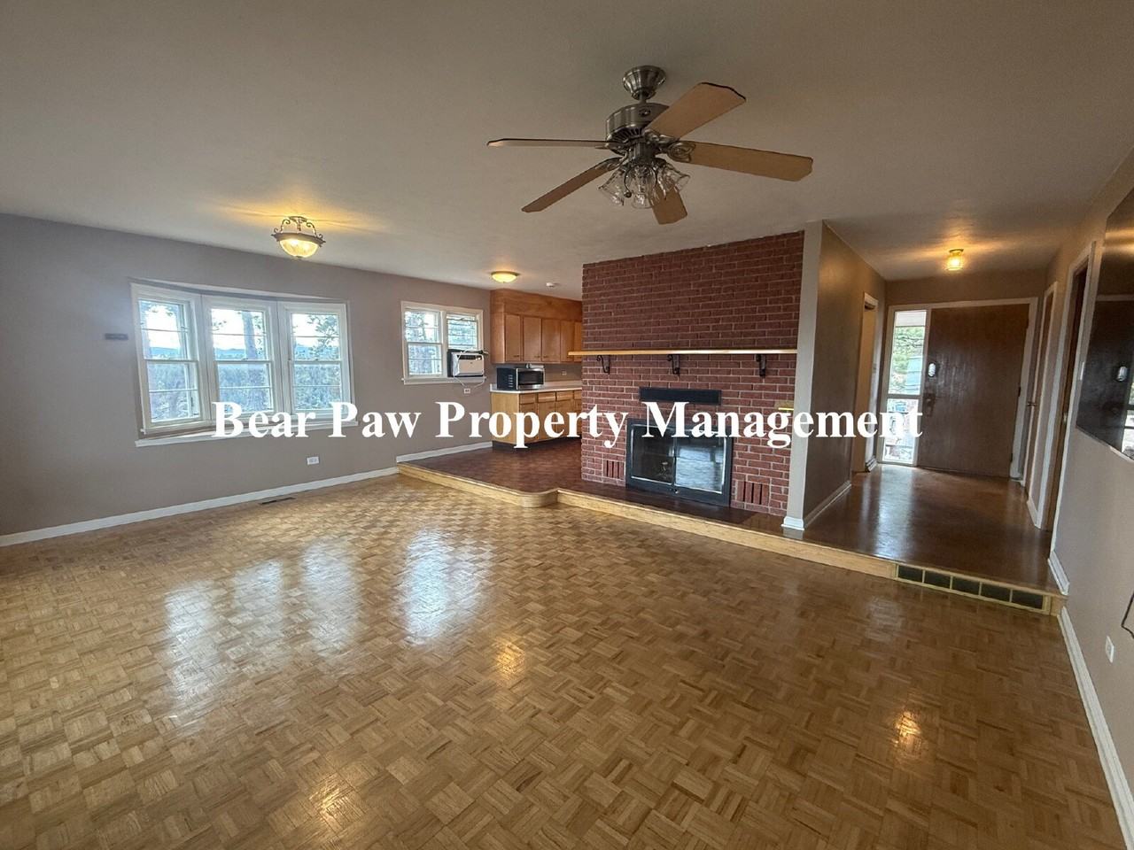 21109 Cedar Lake Rd - Photo 5 of 33