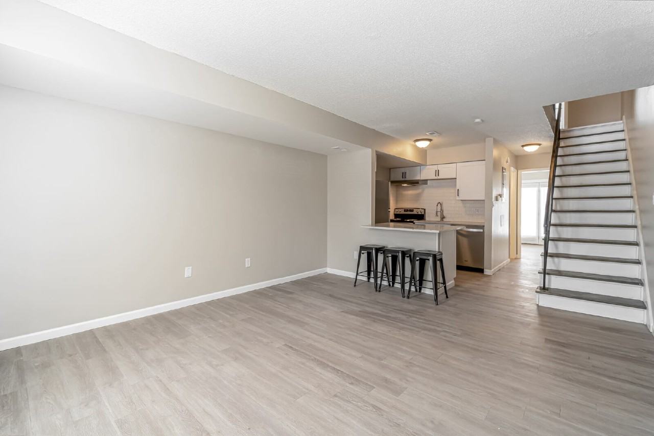 1241 33rd St #A - Photo 2 of 27