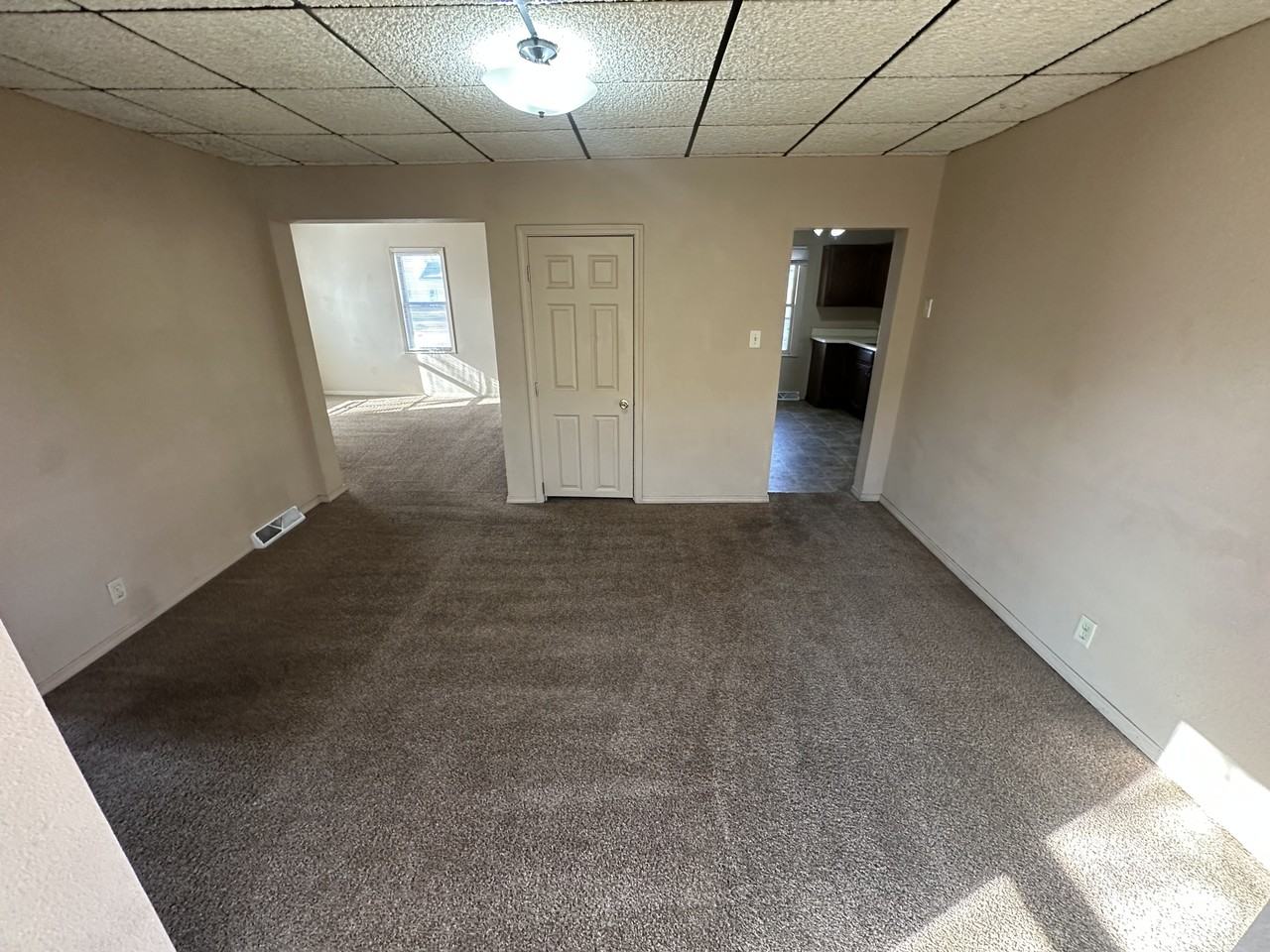 201 N Washington St #201 - Photo 7 of 18