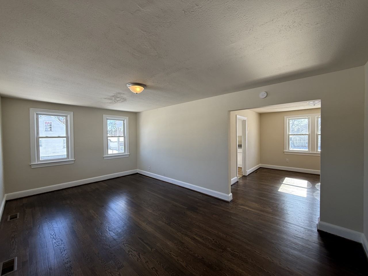 4716 Plank Road - Photo 4 of 37