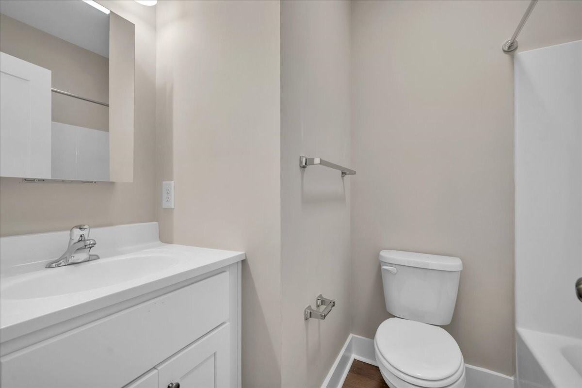 195 Romney St #1 - Photo 7 of 25