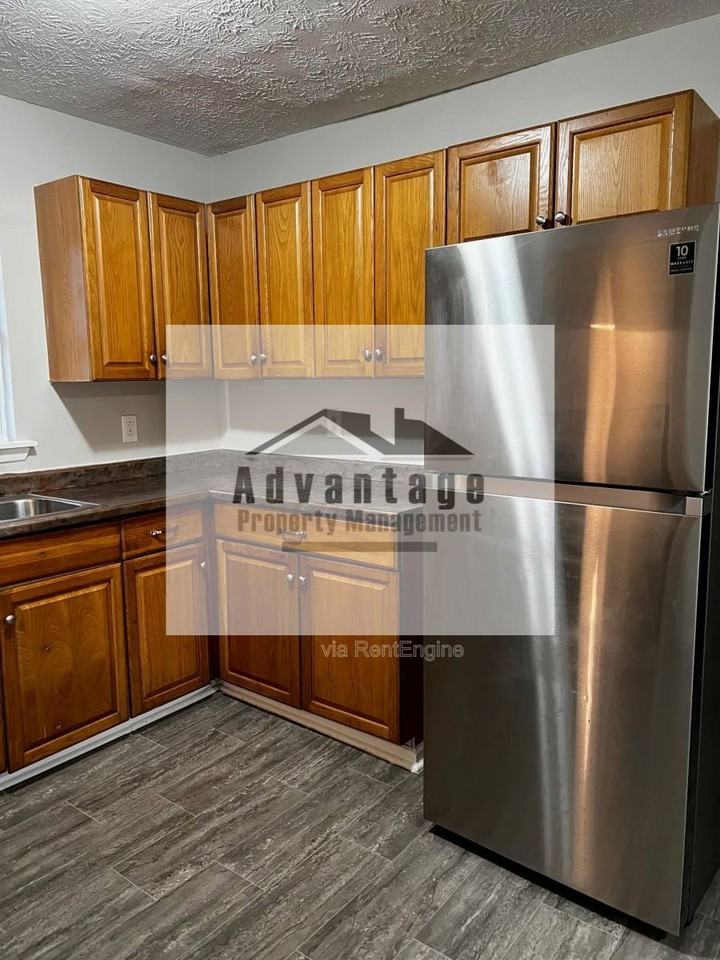 5895 Jonesboro Rd - Photo 6 of 10