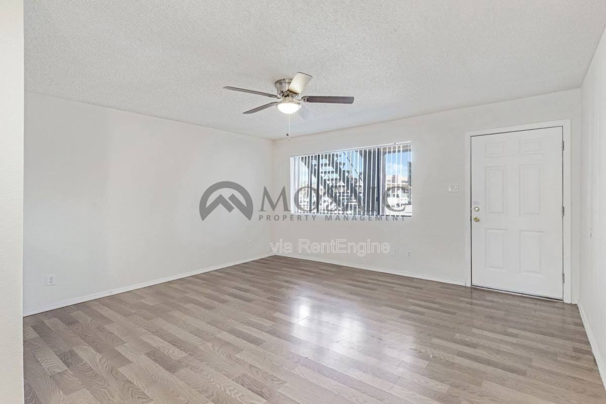 3810 N Maryvale Pkwy #1050 - Photo 2 of 10