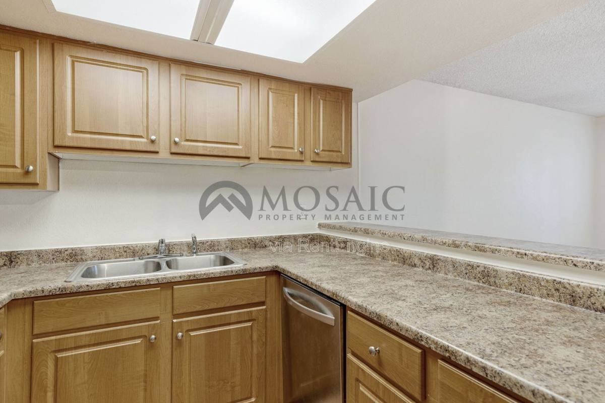 3810 N Maryvale Pkwy #1050 - Photo 6 of 10