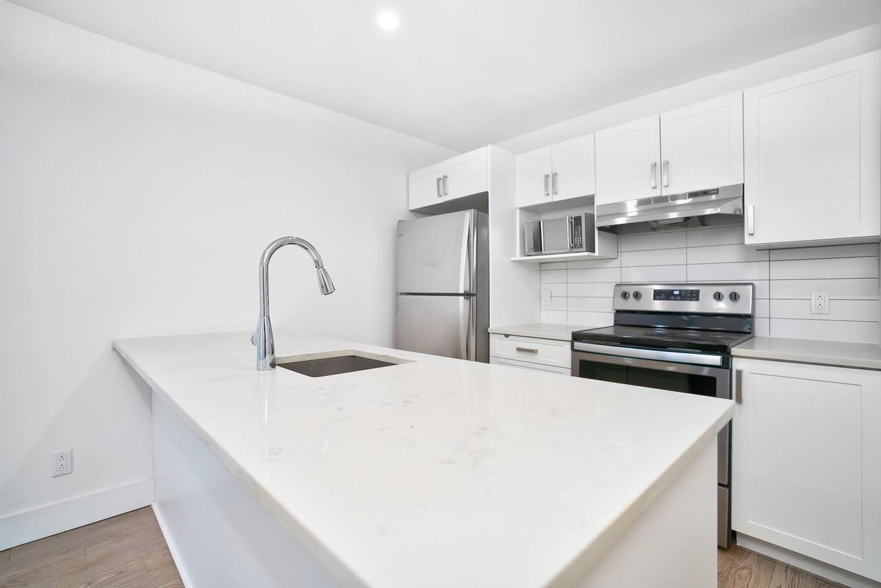 978 Du College - Photo 7 of 25