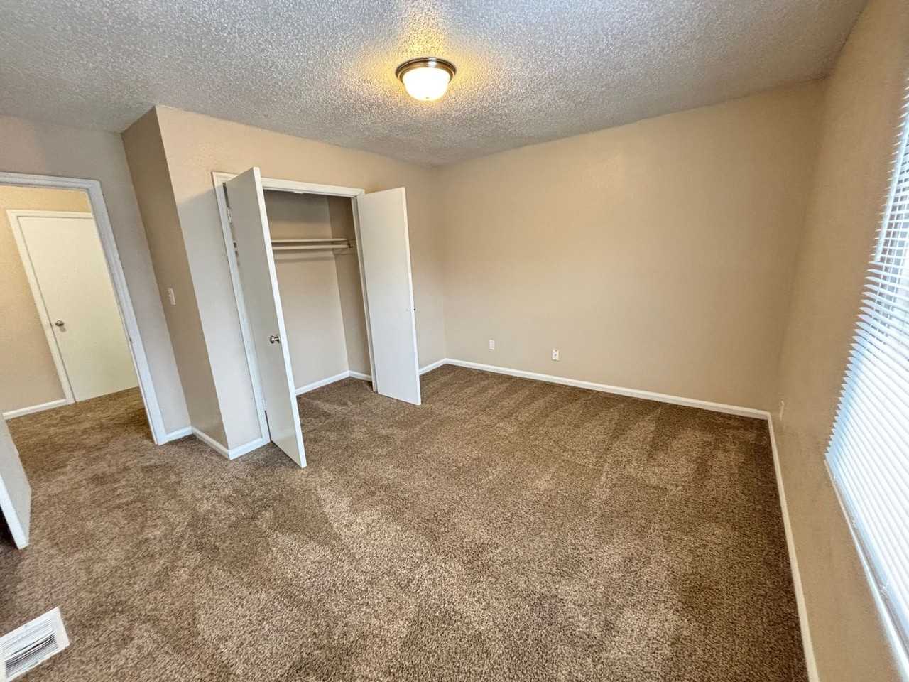 Park Creek - Photo 6 of 50