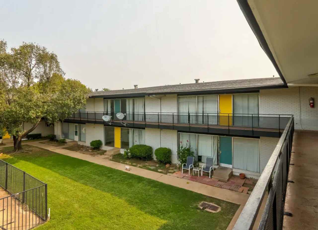 3624 NW 42nd St. - Photo 7 of 19