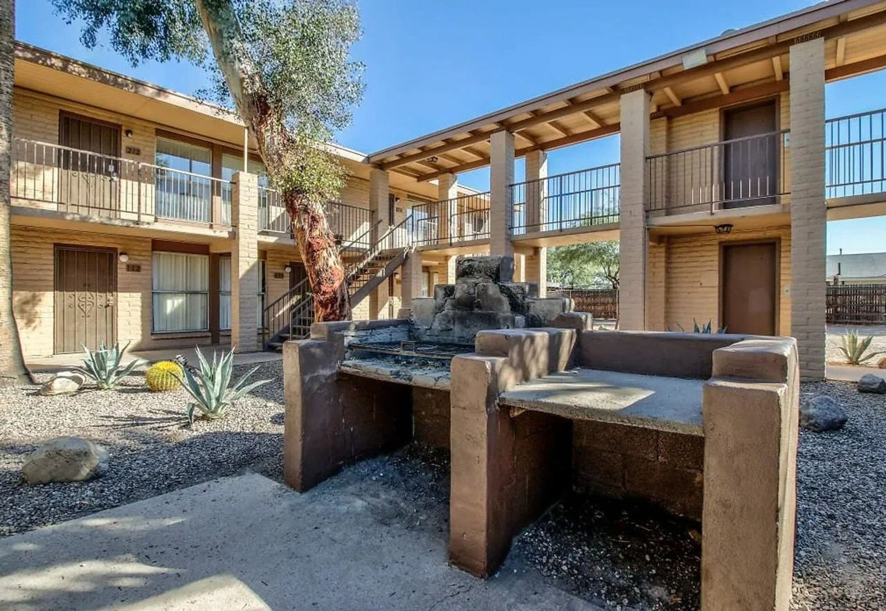 3066 N. Balboa Avenue - Photo 4 of 11