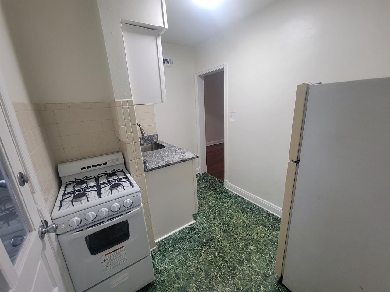 30 Warren Rd #A - Photo 5 of 26