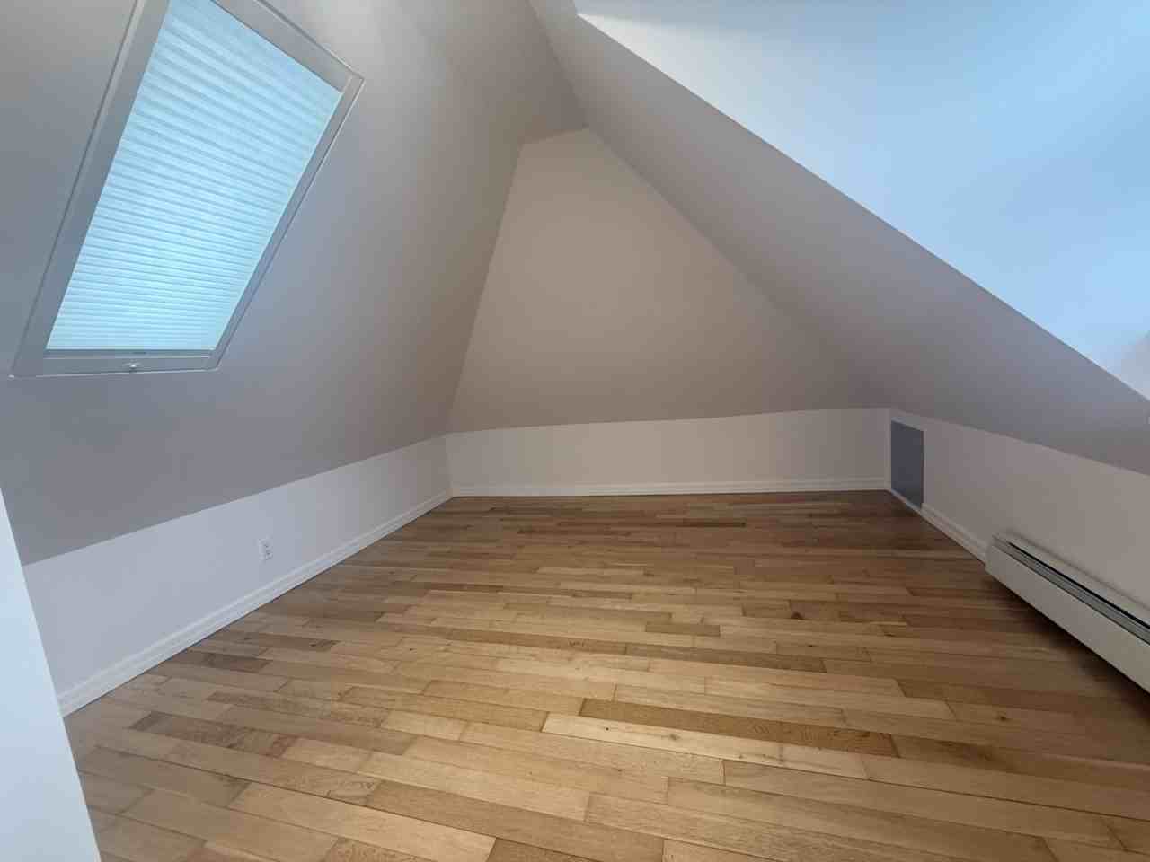 E 240th St - Photo 4 of 10