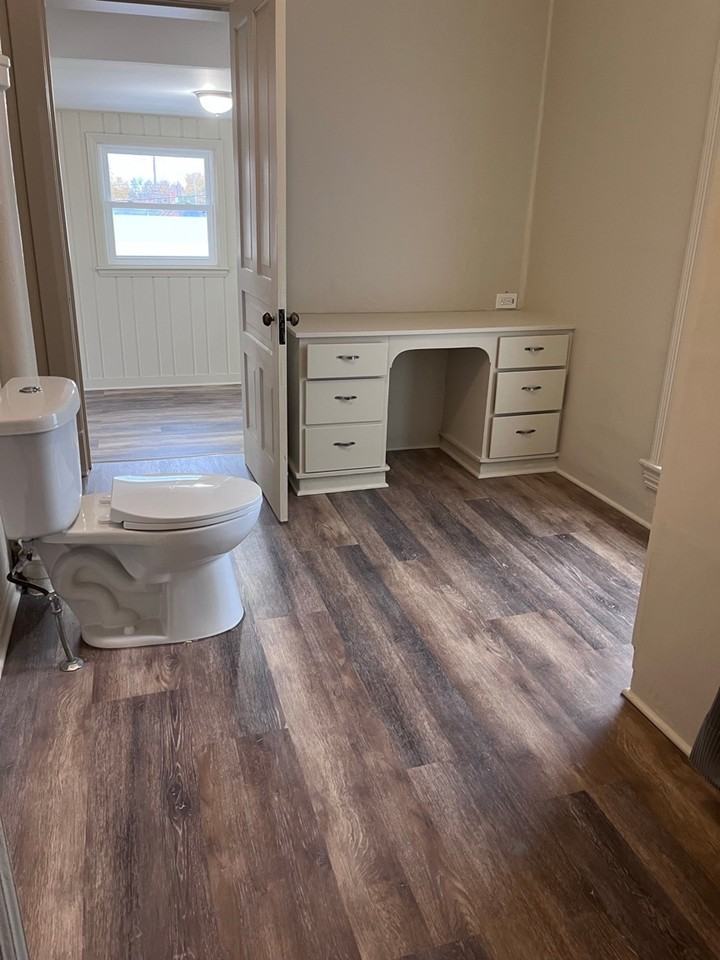 525 N Main St #4 - Photo 3 of 6