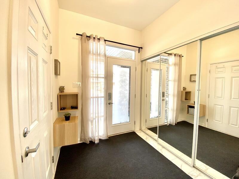 78 Gardenpost Terrace - Photo 2 of 14