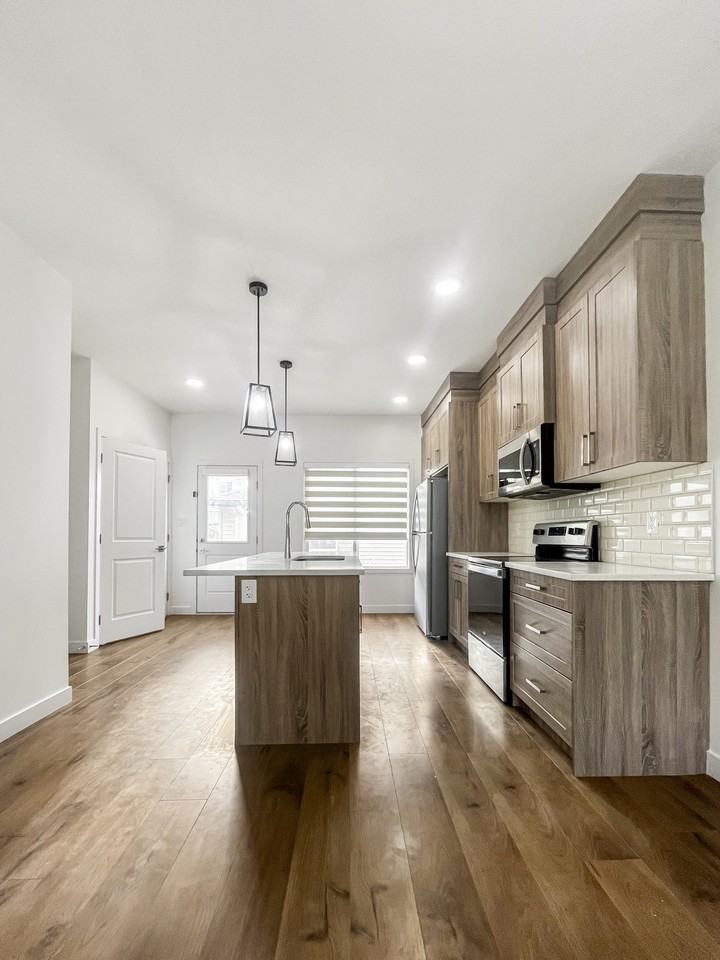 9473 Colak Lane Sw - Photo 4 of 46