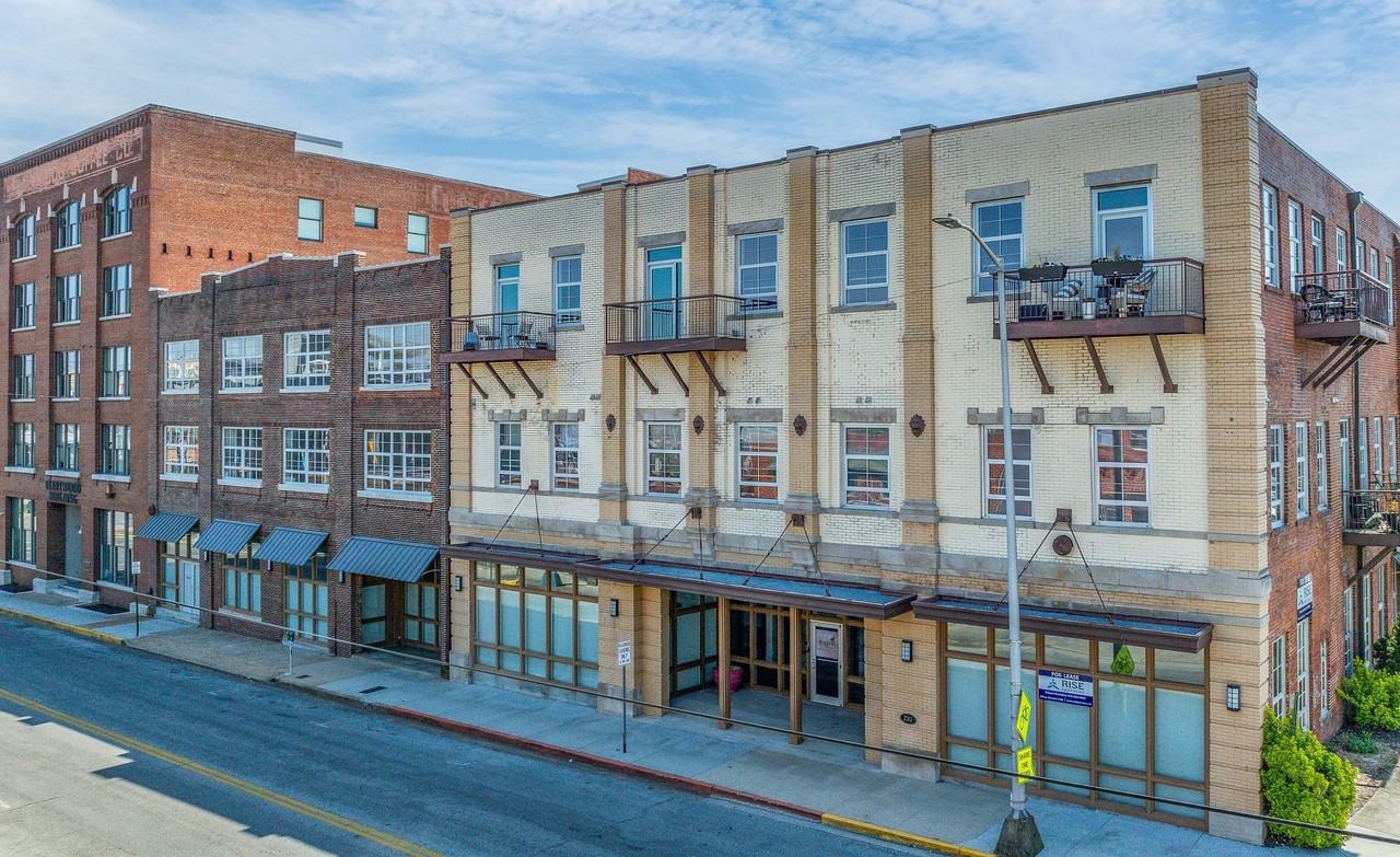 The Fleetwood Building - Photo 3 of 26