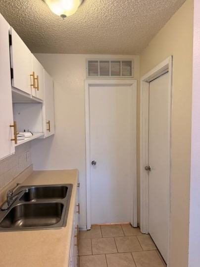 2002 N Campus Dr #2 - Photo 6 of 7