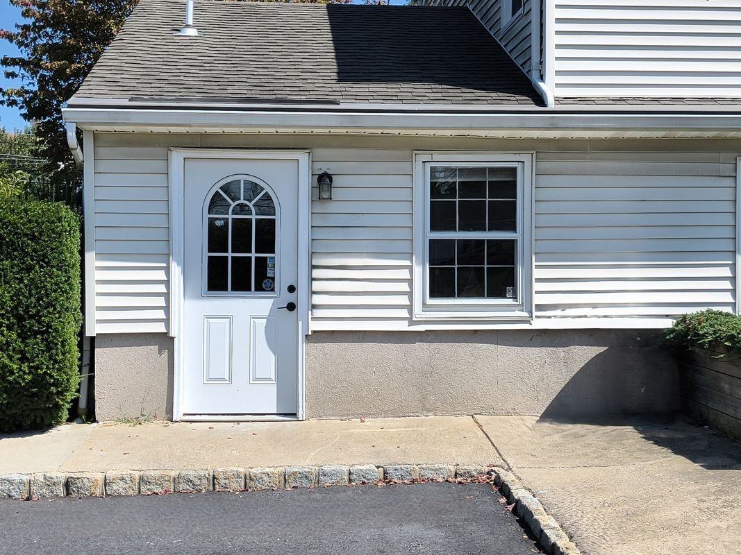 2 Mountain View Ave - Photo 3 of 7