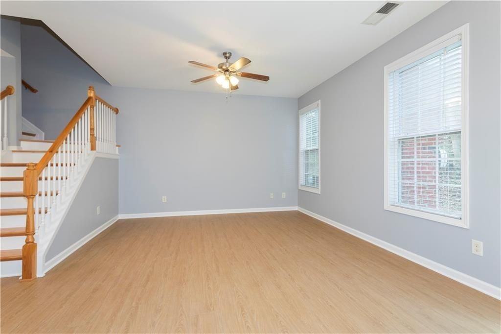 995 Treymont Way - Photo 3 of 19